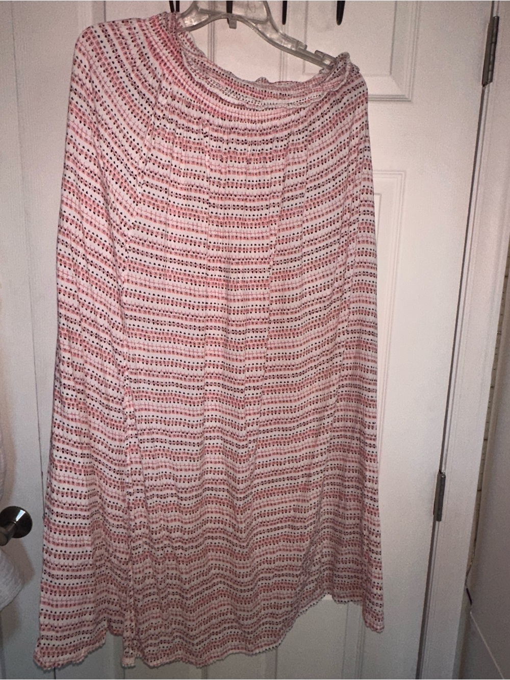 Victoria’s Secret skirt Pink White